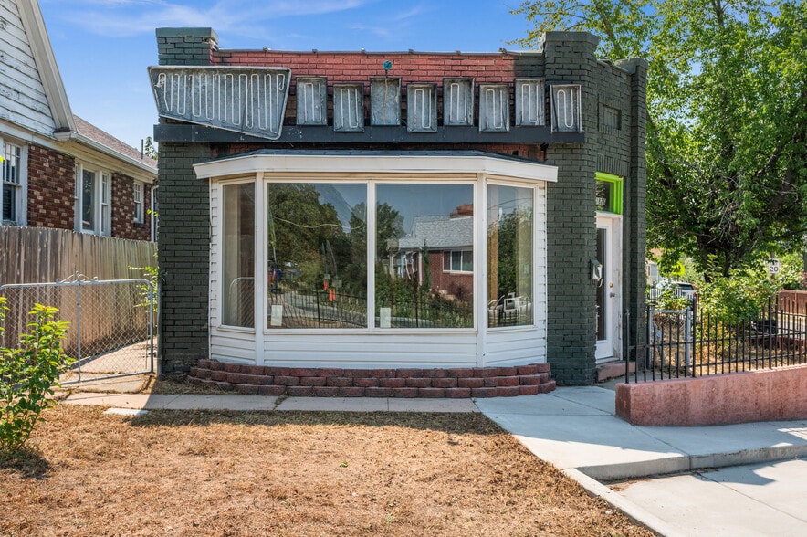 More Photos Of 1826 E 2700 S, Salt Lake City Freestanding For Lease