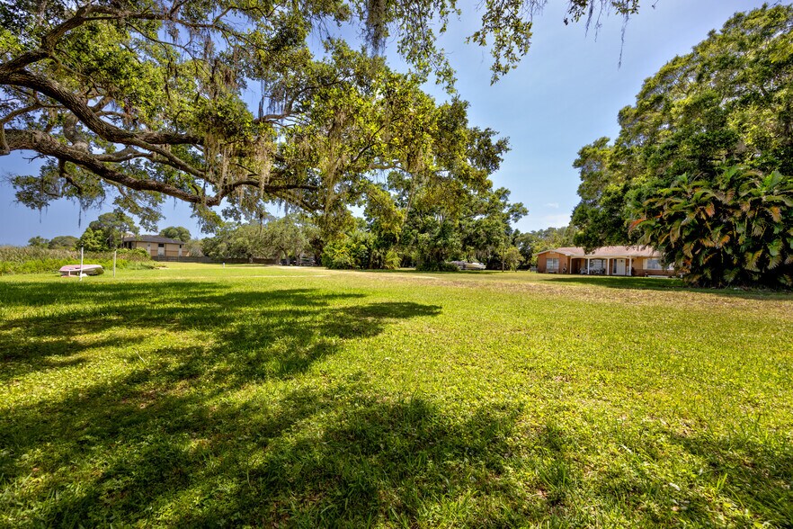 More Photos Of 12330 101st St, Largo Land For Sale