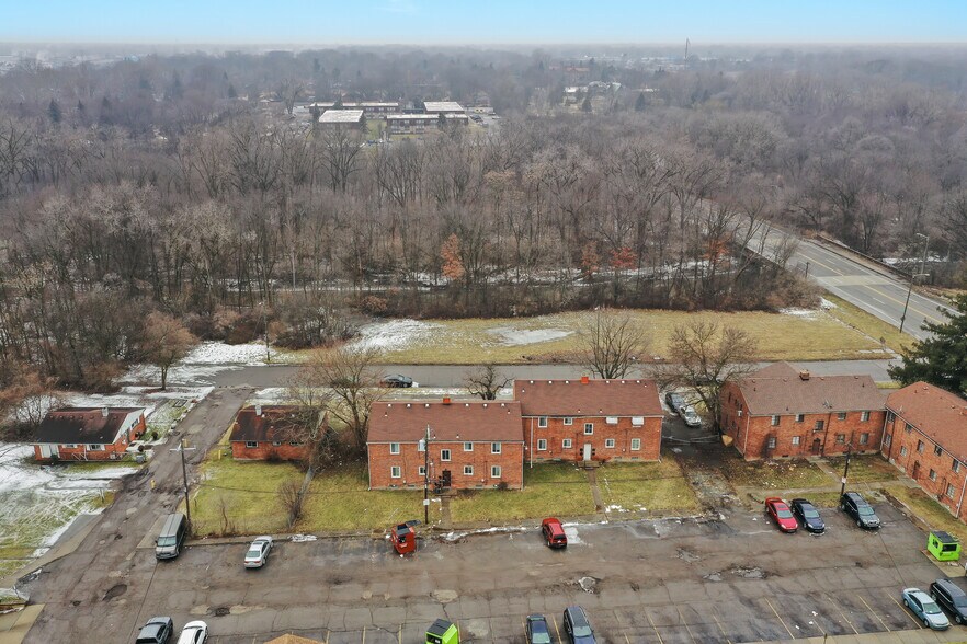 More Photos Of 12880 Dolphin St, Detroit Apartments For Sale