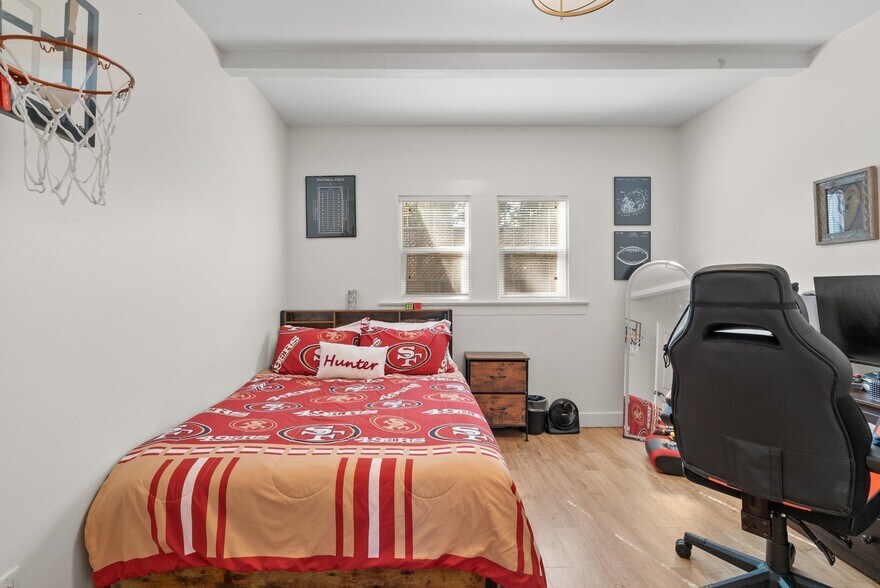 More Photos Of 420 Capitola Road Ext, Santa Cruz Apartments For Sale