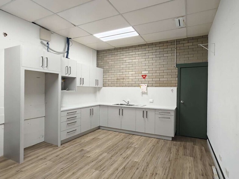 More Photos Of 38-44 Berry St, Nowra General Retail For Lease