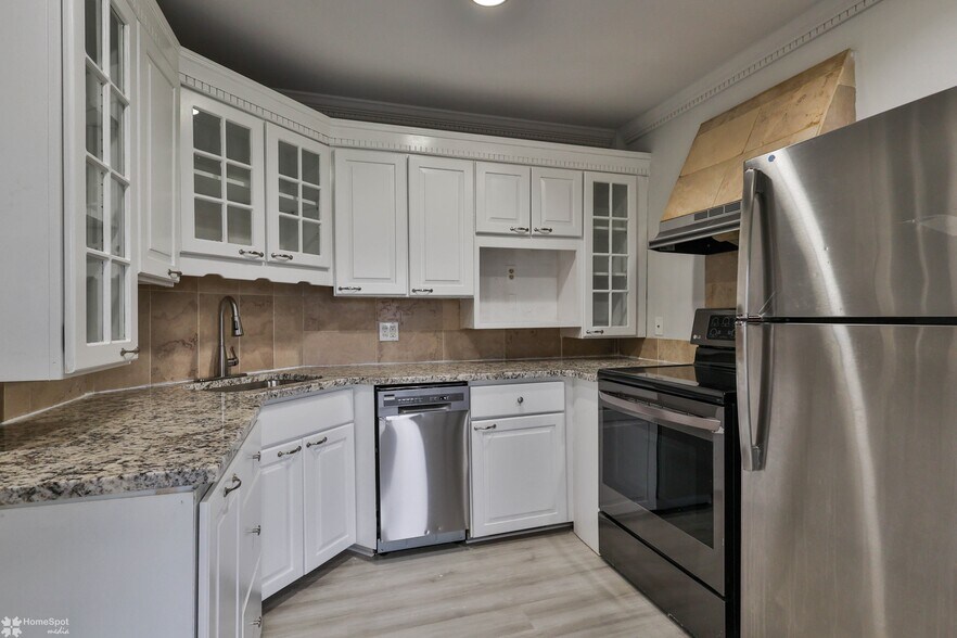 More Photos Of 353 Broad St, Emmaus Apartments For Sale