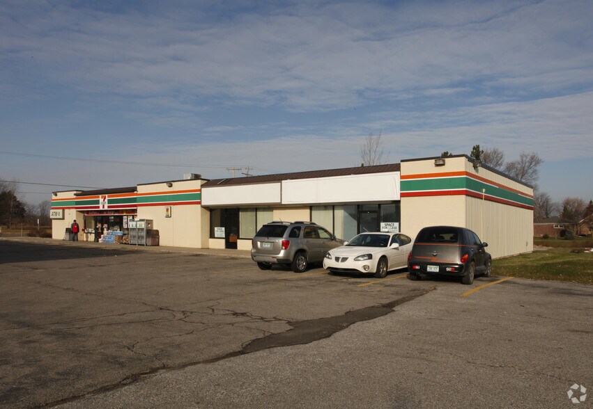 More Photos Of 3990 Tittabawassee Rd, Saginaw Freestanding For Lease