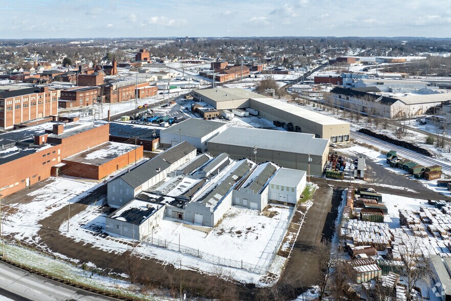 More Photos Of 400 Cherry Ave SE, Canton Manufacturing For Lease