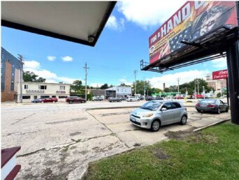 More Photos Of 405 S Park St, Madison Freestanding For Lease