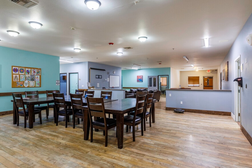 More Photos Of 16286 S Sunland Gin Rd, Arizona City Rehabilitation Center For Sale