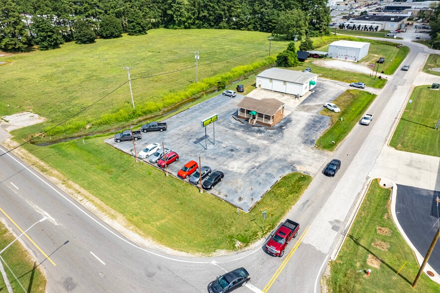 More Photos Of 3420 Highway 31 S, Decatur General Retail For Sale