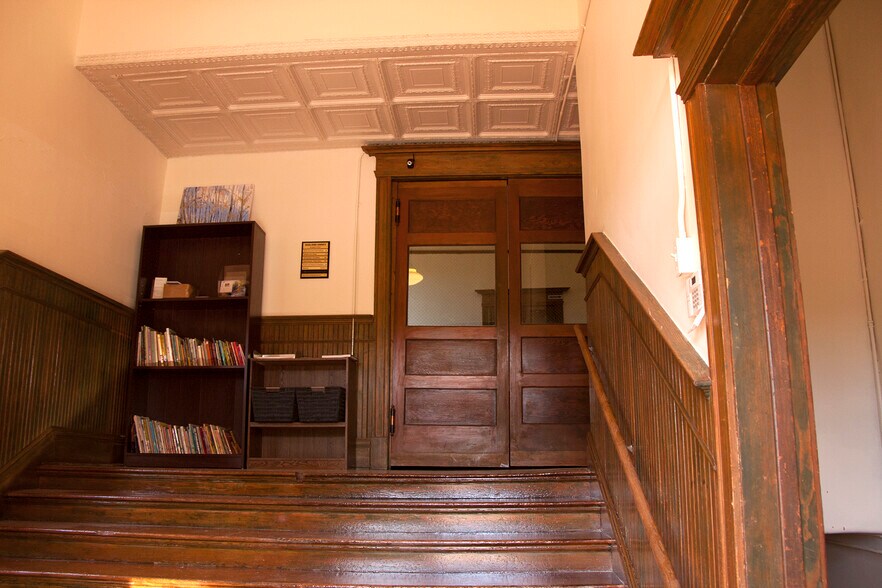More Photos Of 815 S 25th St, Colorado Springs Office Residential For Sale