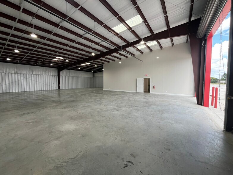 More Photos Of 5111 Spring Stuebner Rd, Spring Unknown For Sale