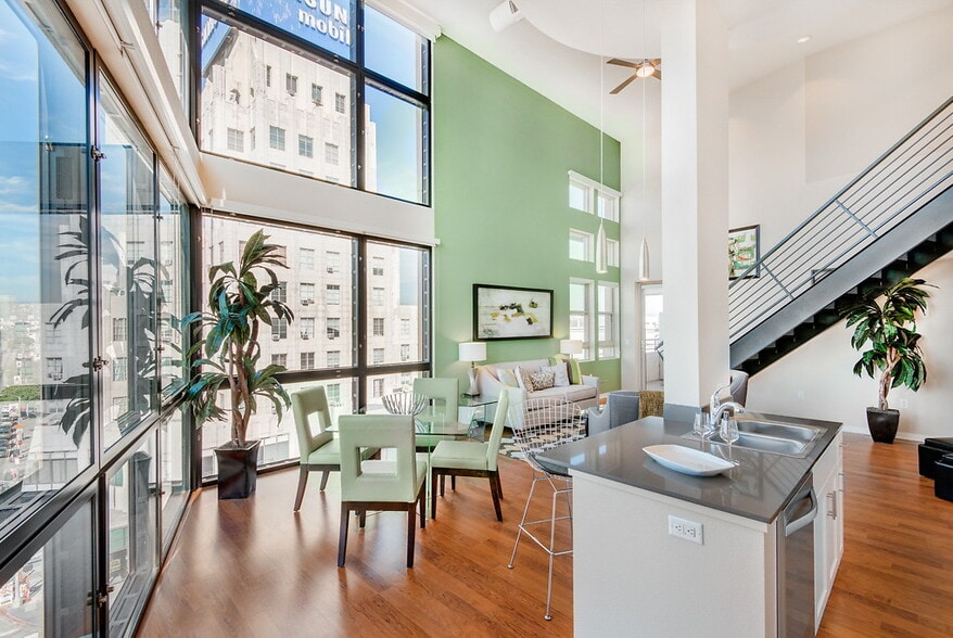 More Photos Of 5200 Wilshire Blvd, Los Angeles Apartments For Lease