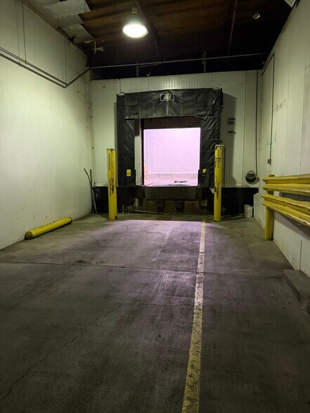 More Photos Of 2020 E 67th St, Los Angeles Food Processing For Lease