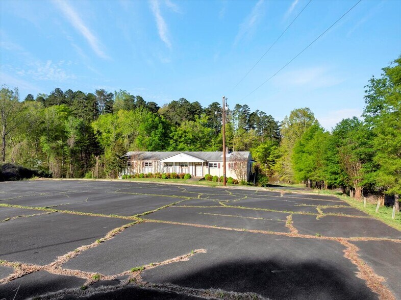 More Photos Of 1055 L P Bailey Memorial Hwy, Halifax General Retail For Sale