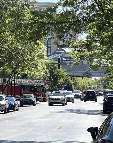 More Photos Of 1244-1254 W Wilson Ave, Chicago General Retail For Sale