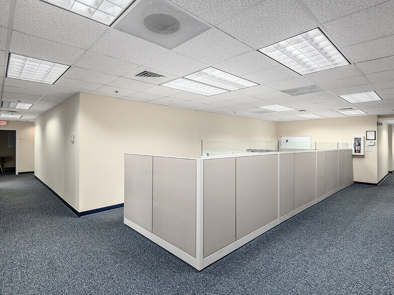 More Photos Of 16 Biltmore Ave, Asheville Office For Lease