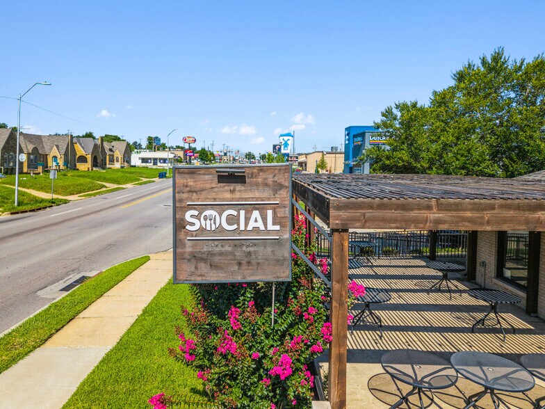 More Photos Of 1933 NW 23rd, Oklahoma City Restaurant For Sale