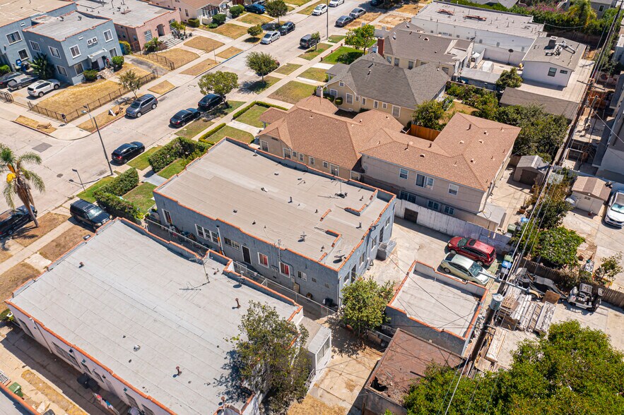 More Photos Of 2211 S Bronson Ave, Los Angeles Apartments For Sale