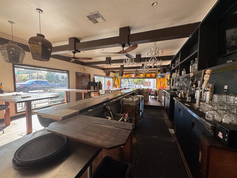More Photos Of 2706 5th Ave, San Diego Restaurant For Lease