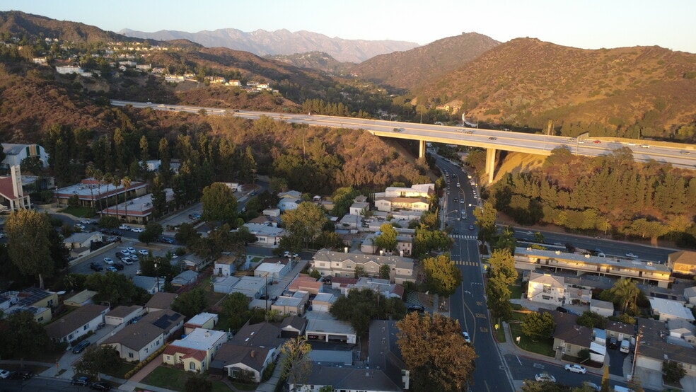 More Photos Of 1717 E Chevy Chase Dr, Glendale Multifamily For Sale