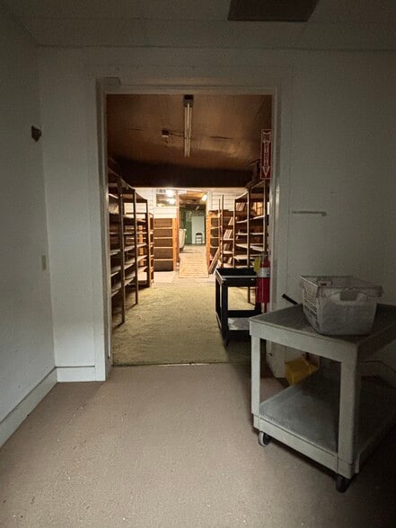 More Photos Of 1304 S Broad St, Monroe Flex For Lease