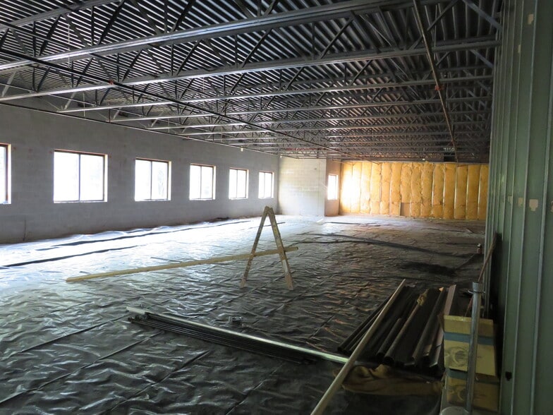 More Photos Of 7000 Caton Farm Rd, Plainfield Medical For Lease