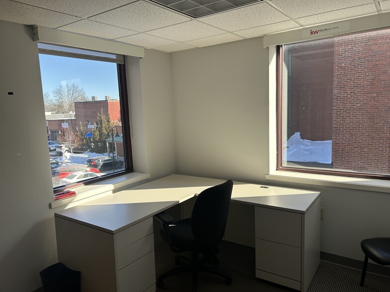 More Photos Of 180 Haven St, Reading Office For Lease
