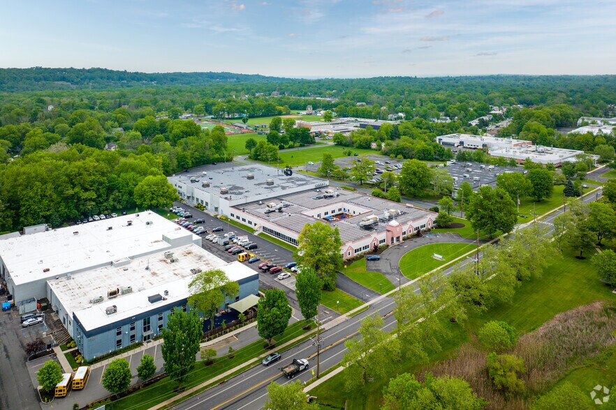 More Photos Of 705 Central Ave, New Providence Warehouse For Lease