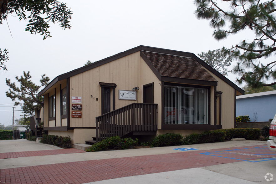 Primary Photo Of 318 9th St, Del Mar Medical For Lease