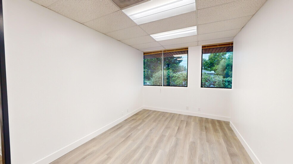 More Photos Of 12381 Wilshire Blvd, Los Angeles Medical For Lease