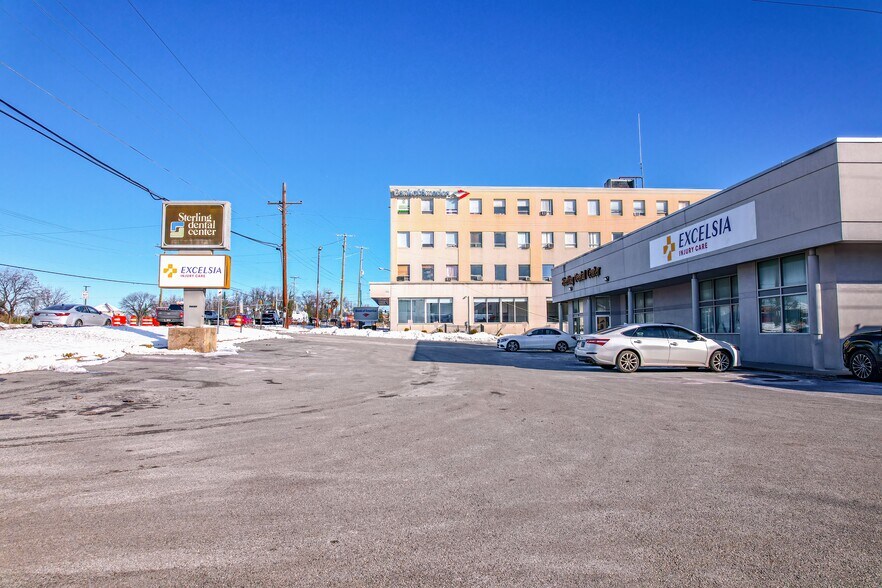More Photos Of 7503 Annapolis Rd, Hyattsville Storefront Retail Office For Lease