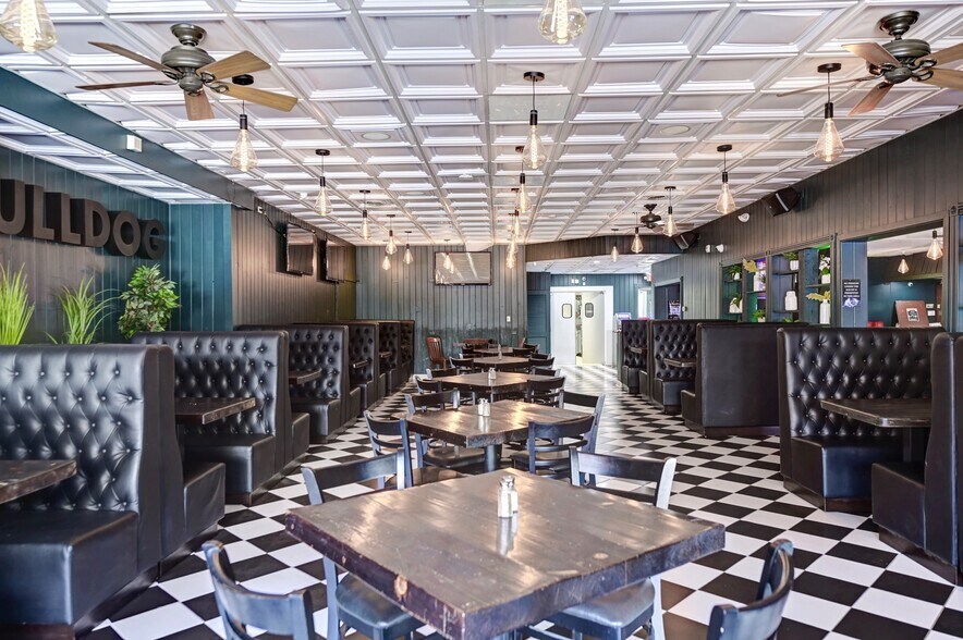 More Photos Of 3325 Ridge Rd, Lansing General Retail For Sale