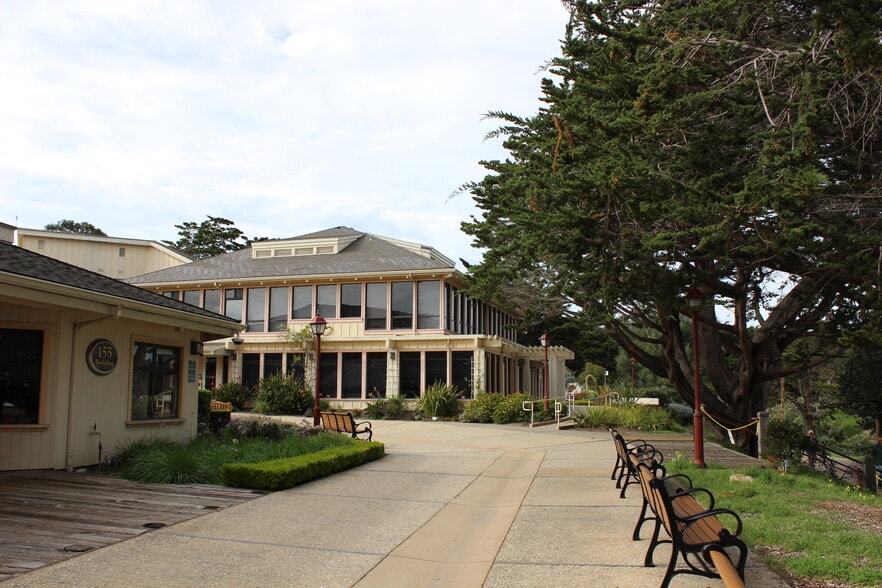 More Photos Of 99 Pacific St, Monterey Loft Creative Space For Lease