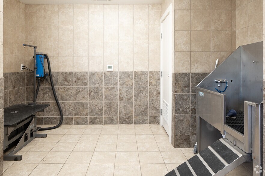 More Photos Of 8001-8211 Arista Pl, Broomfield Unknown For Lease