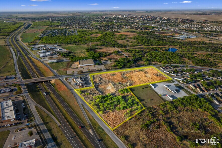 More Photos Of 2221 Airport Dr, Wichita Falls Land For Sale