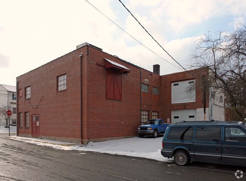 More Photos Of 800 Main St, Red Hill Light Manufacturing For Sale