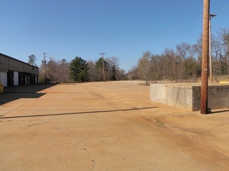 More Photos Of 4800 Gilmer Rd, Longview Industrial For Sale