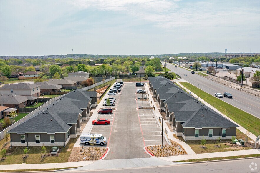 More Photos Of 660 S Bagdad Rd, Leander Loft Creative Space For Sale