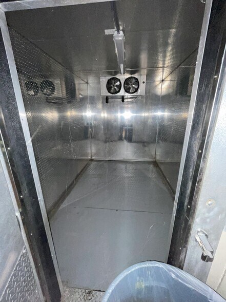 More Photos Of 2235 Burton Ln, Martinsville Fast Food For Lease