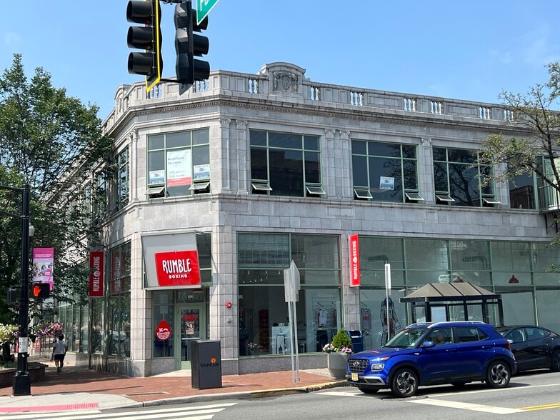 More Photos Of 2-30 South Park St, Montclair Storefront Retail Office For Lease