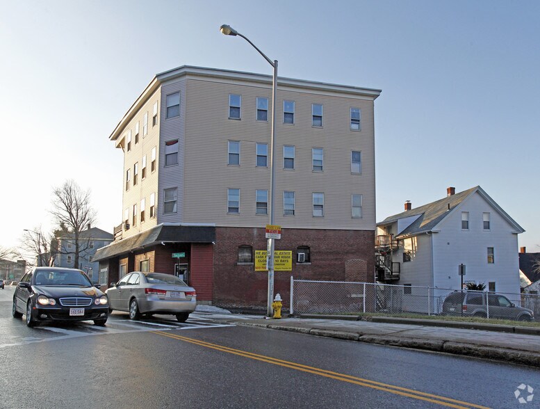 More Photos Of 50 Vernon St, Worcester Apartments For Lease
