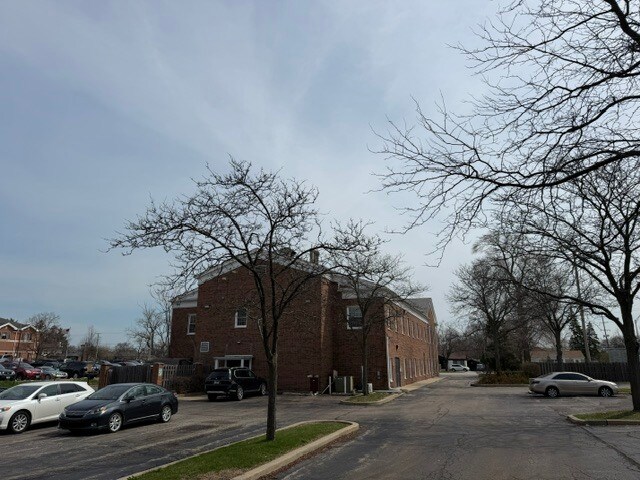 More Photos Of 1114 N Arlington Heights Rd, Arlington Heights Medical For Lease