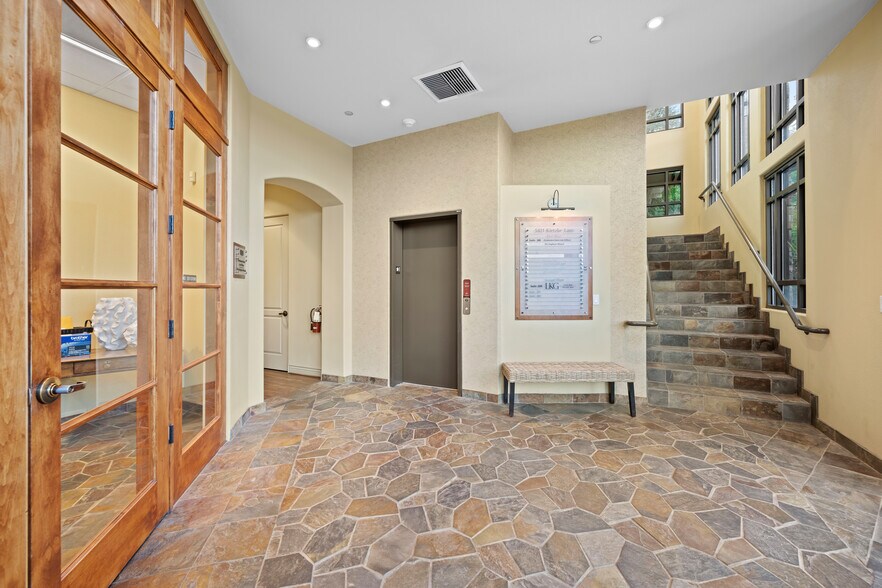 More Photos Of 5421 Kietzke Ln, Reno Office For Lease