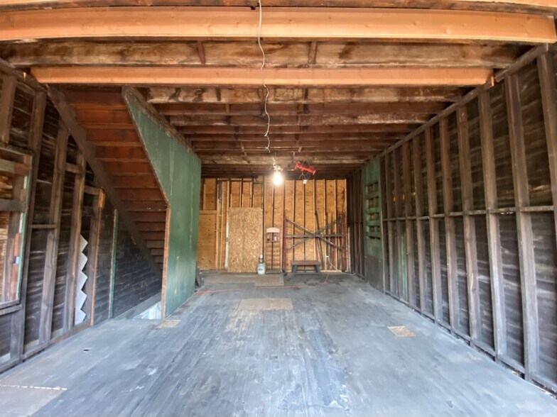 More Photos Of 5718 Lorain Ave, Cleveland Storefront Retail Office For Sale