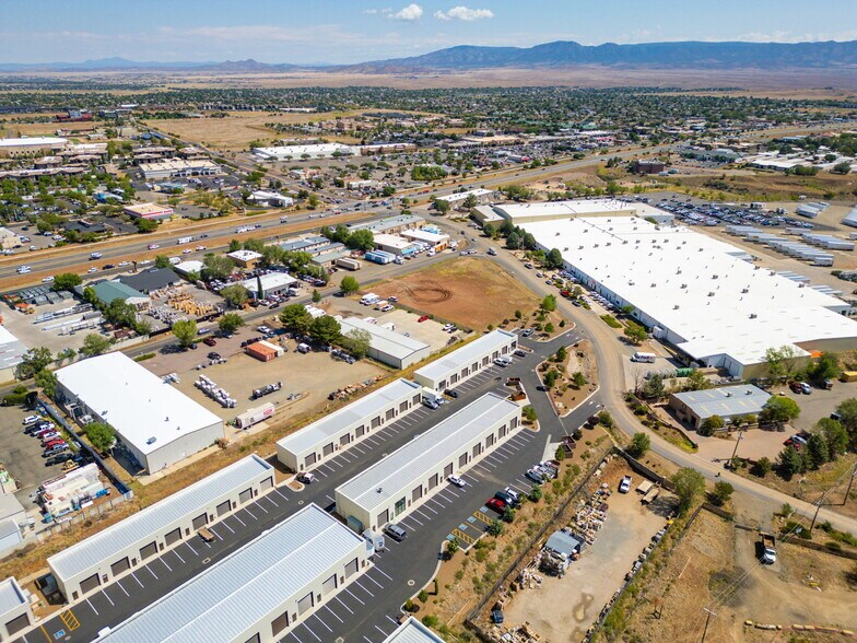 More Photos Of 2700 N Lake Valley Rd, Prescott Valley Light Manufacturing For Sale