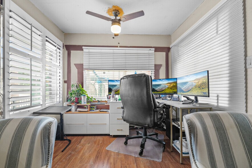 More Photos Of 611 Fredericksburg Rd, San Antonio Freestanding For Lease