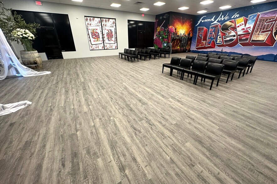 More Photos Of 5071 N Rainbow Blvd, Las Vegas Loft Creative Space For Lease