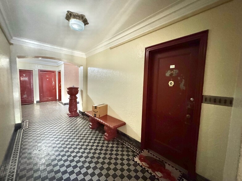 More Photos Of 75 Grant Ave, Brooklyn Apartments For Sale