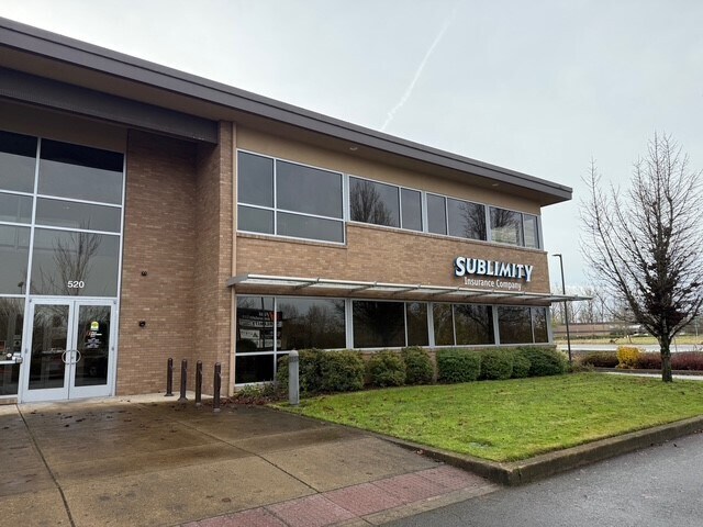 Primary Photo Of 520 Hawthorne Ave SE, Salem Bank For Lease