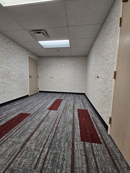 More Photos Of 3425 Executive Pky, Toledo Medical For Lease