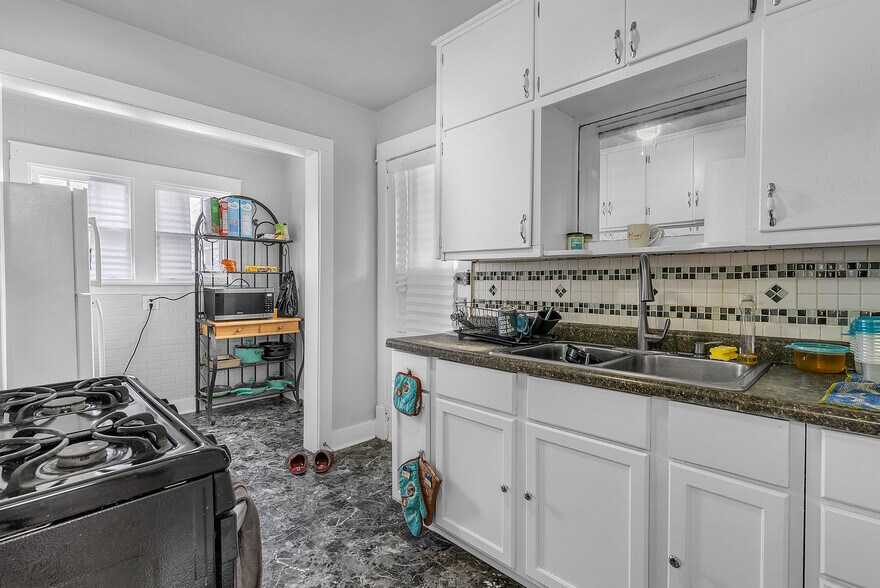 More Photos Of 5969 Park Pl, Hammond Multifamily For Sale