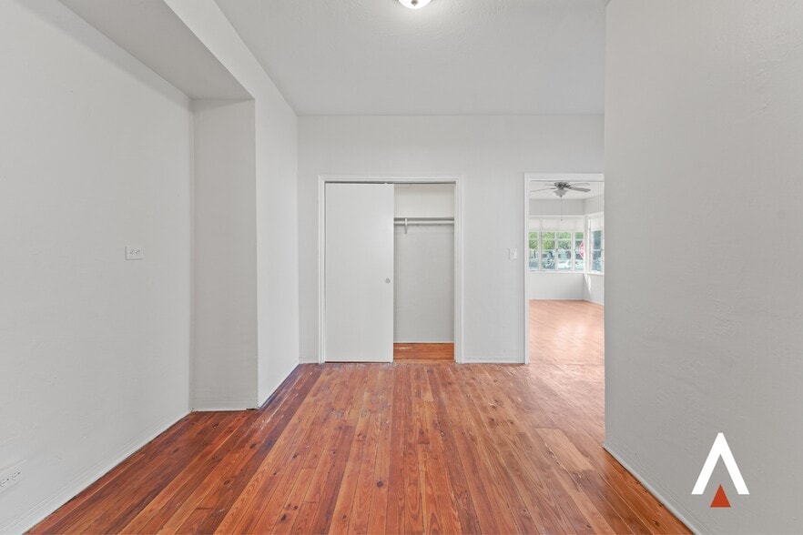 More Photos Of 531 16th St, Miami Beach Apartments For Sale